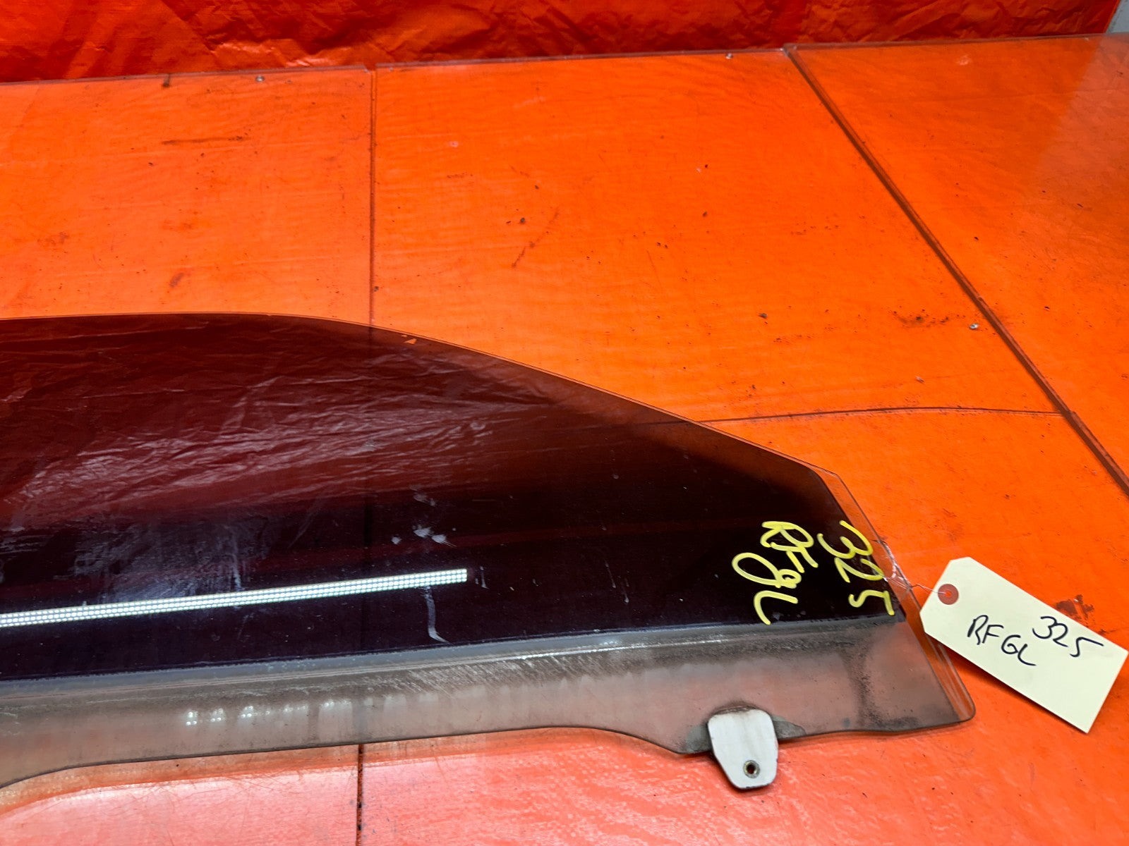 97 01 HONDA PRELUDE 2.2L PASSENGER RIGHT DOOR DOORGLASS WINDOW GLASS OEM #3357