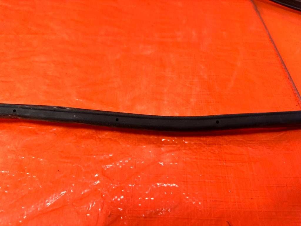 04 08 ACURA TSX PASSENGER RIGHT REAR DOOR WEATHER STRIP TRIM SEAL GASKET OEM 27514