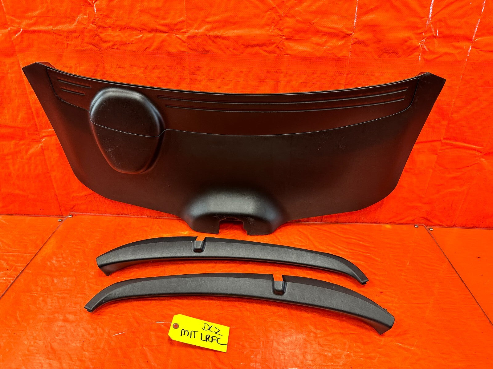 94 01 ACURA INTEGRA   2D   REAR TAIL GATE TAILGATE LINING TRIM PLASTIC OEM #DC23