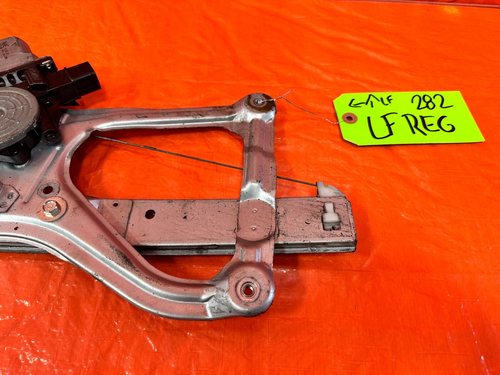 06 11 HONDA CIVIC SEDAN 4 DOOR   DRIVER LEFT FRONT   WINDOW REGULATOR   OEM #2821