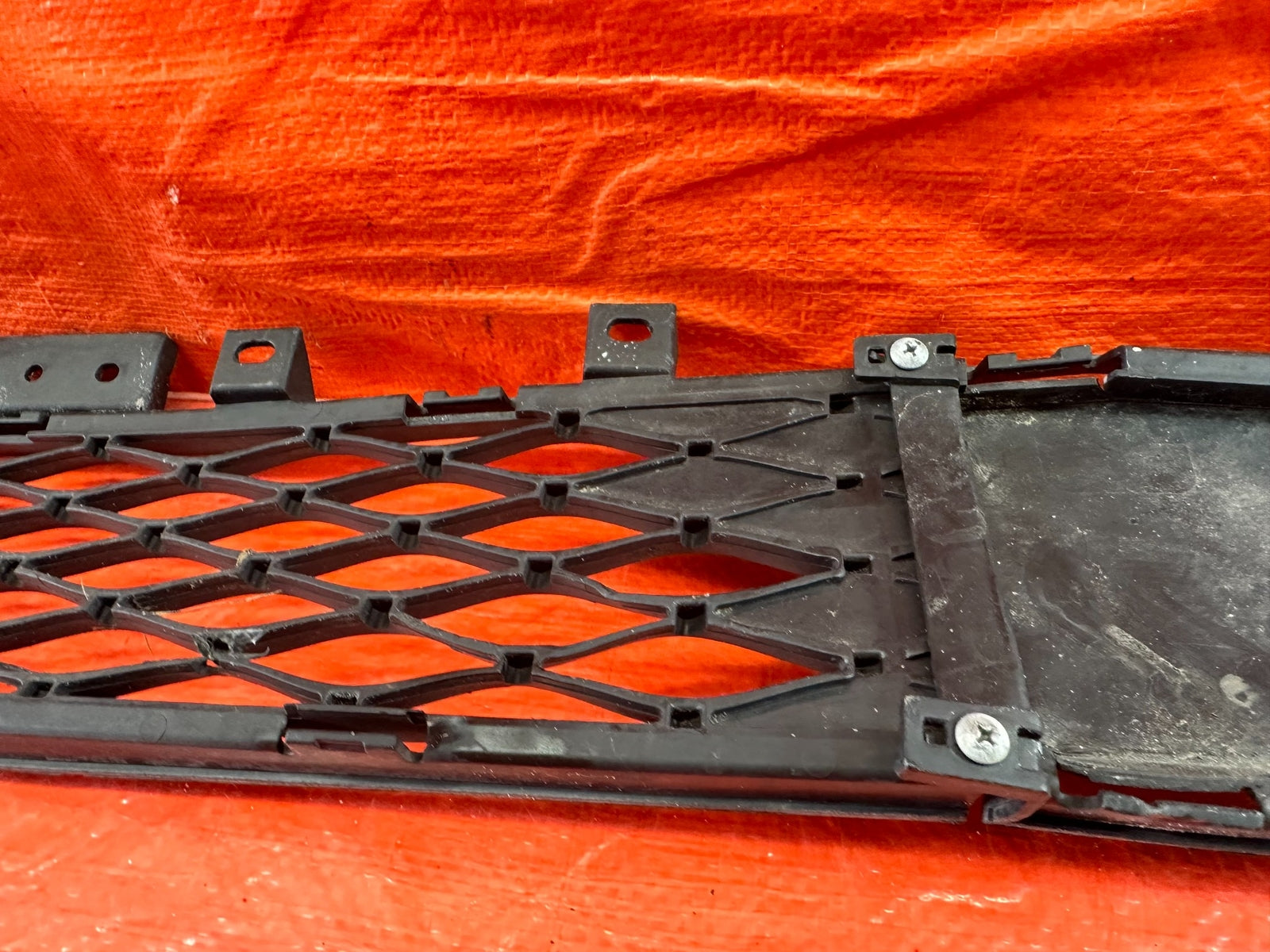 16 17 INFINITI Q50 SPORT   FRONT LOWER BUMPER GRILLE W/ DISTANCE SENSOR OEM #22216