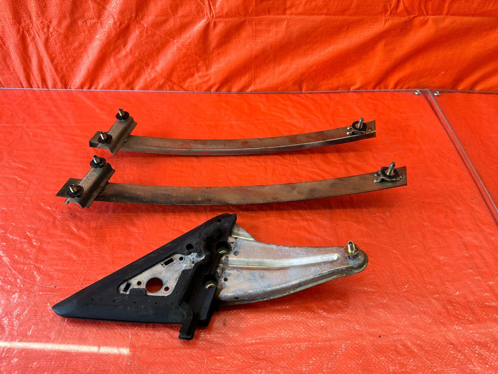 90 93 ACURA INTEGRA 2D   DOOR SASH & GUIDE WINDOW CHANNEL BRACKET SET LEFT #18911