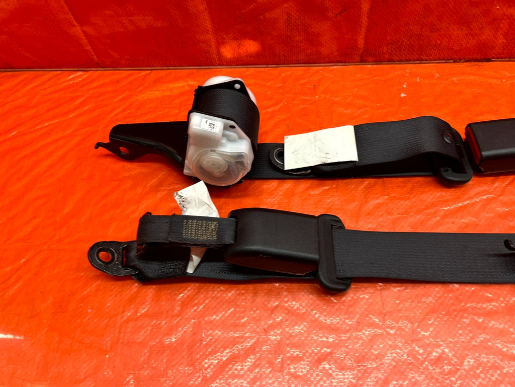 12 21 SUBARU WRX & STI SEDAN   REAR SEAT BELT SET   LEFT & RIGHT SEAT BELTS OEM11