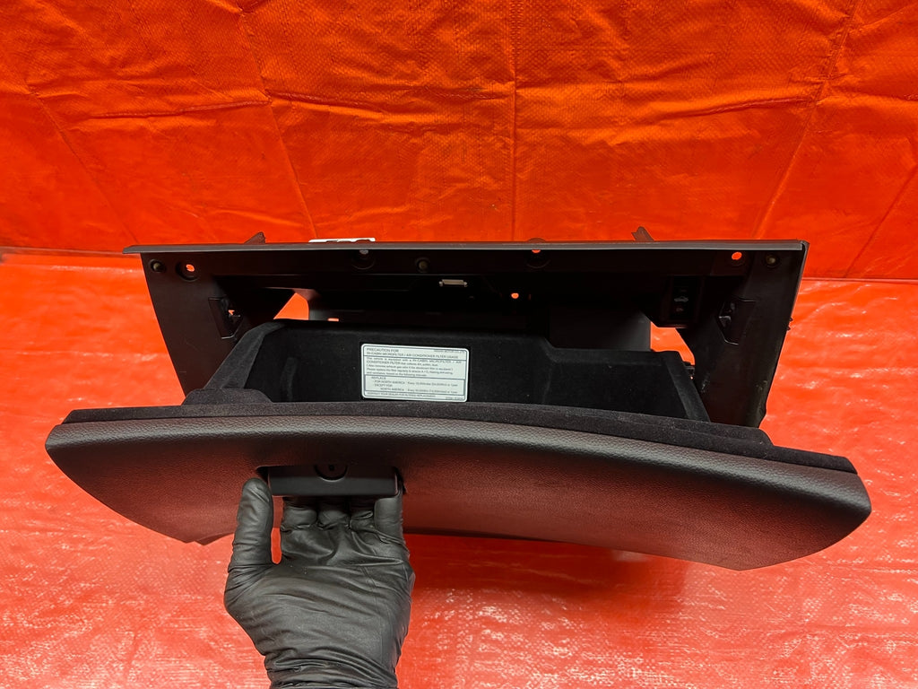 08 15 INFINITI G37 & Q60   2D COUPE   GLOVE BOX DASH BOARD TRIM PANEL   OEM #16911