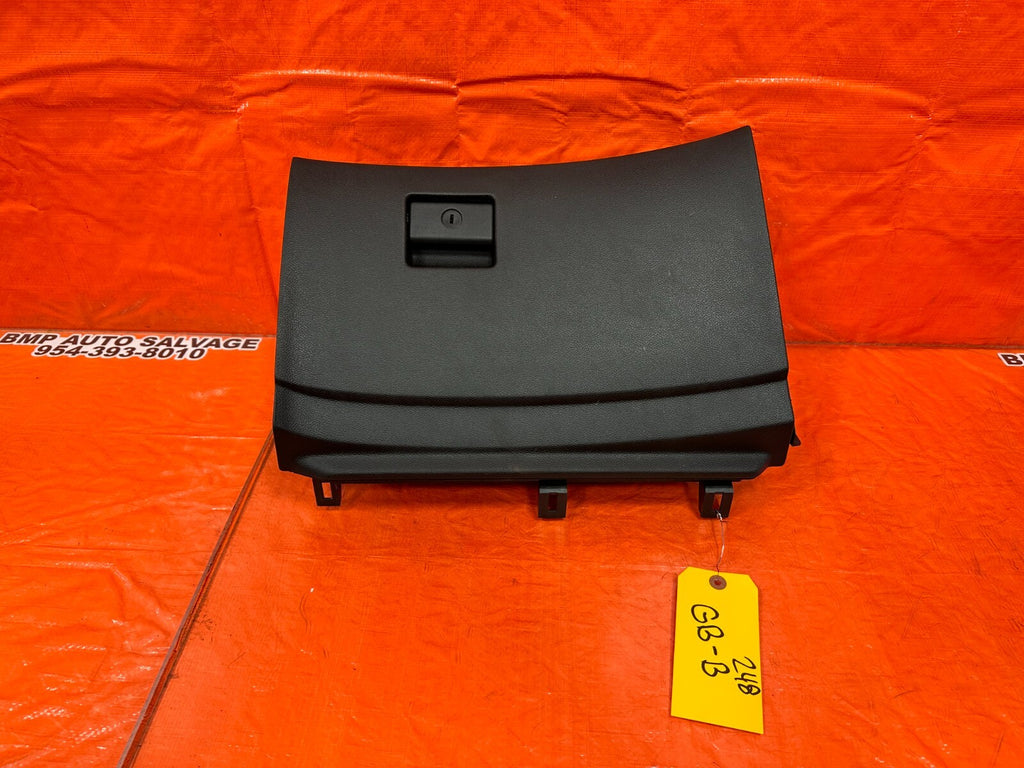 08 15 INFINITI G37 & Q60   2D COUPE   GLOVE BOX DASH BOARD TRIM PANEL   OEM #2480