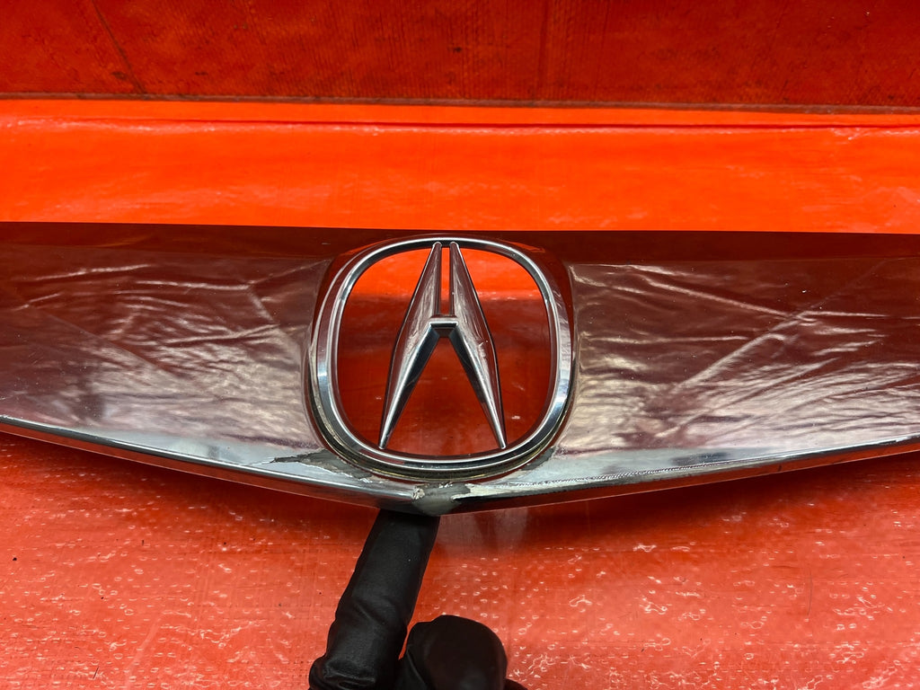 09 10 ACURA TSX   FRONT BUMPER GRILLE   CHROME MOLDING PORTION   FLAW   OEM #1686