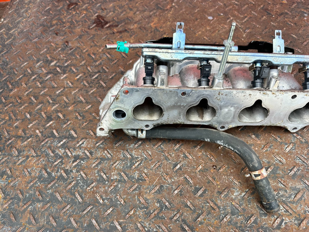09 14 ACURA TSX 2.4L   K24Z3 FUEL RAIL W/ FACTORY FUEL INJECTORS   OEM #2797