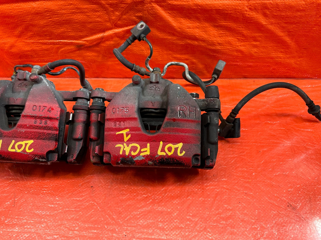 08 15 INFINITI G37 Q60   NON SPORT MODEL   LEFT 7 RIGHT FRONT BRAKE CALIPERS 2076
