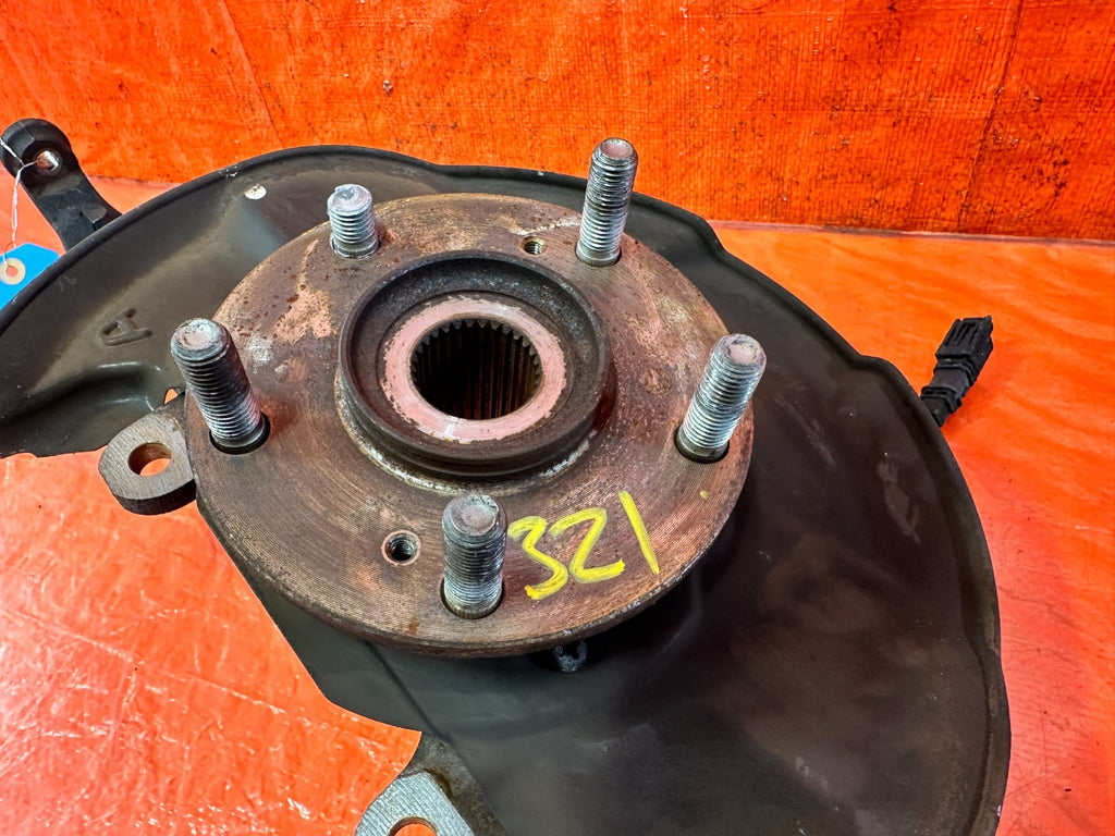 09 14 ACURA TSX   LEFT FRONT SPINDLE KNUCKLE HUB UPPER LOWER CONTROL ARM 3211