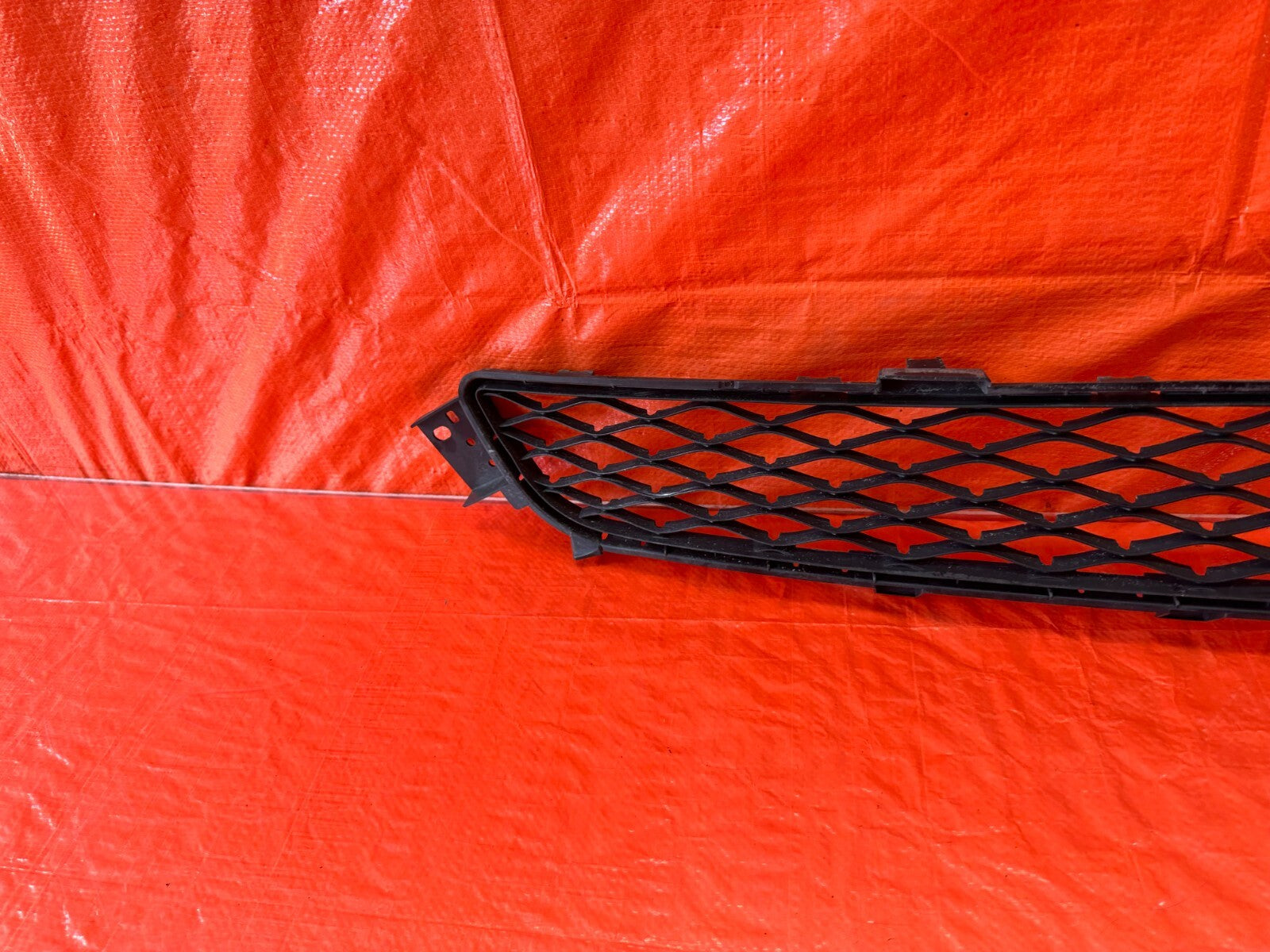 16 17 INFINITI Q50   RED SPORT 400   FRONT BUMPER COVER GRILLE INSERT   OEM #1856