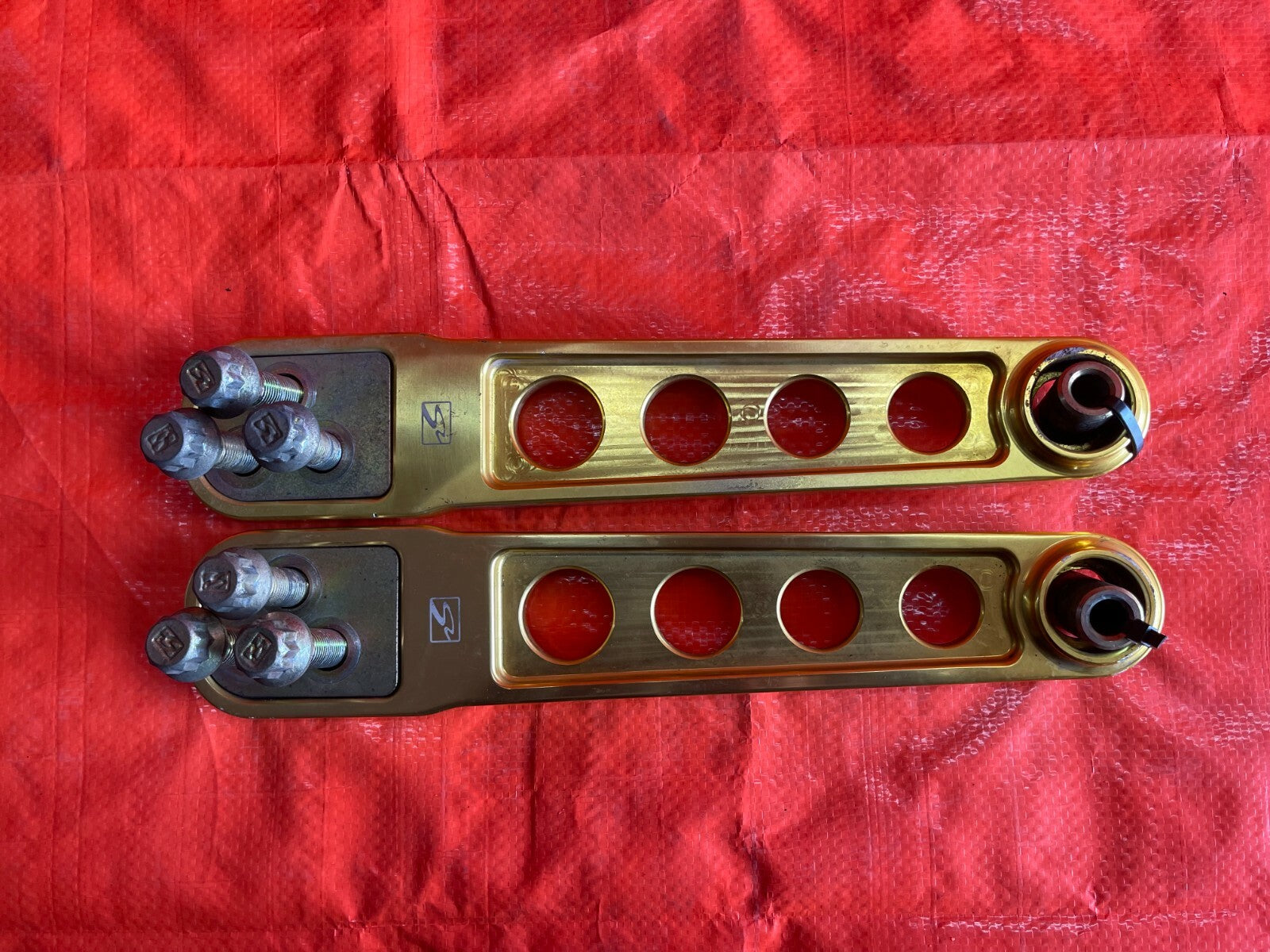 02 05 HONDA CIVIC SI EP3   SKUNK2   REAR LOWER CONTROL ARMS #68   NEEDS BUSHINGS0