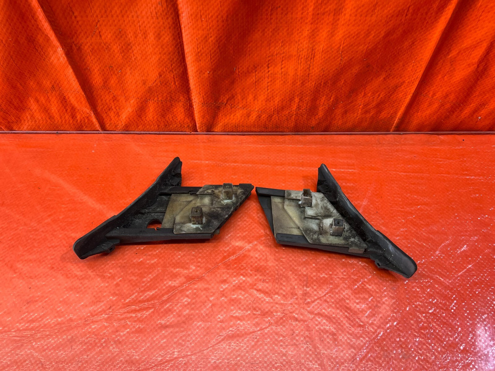 90 93 ACURA INTEGRA REAR BUMPER BRACKET CLIP LEFT RIGHT SPACER RETAINER SET #1548