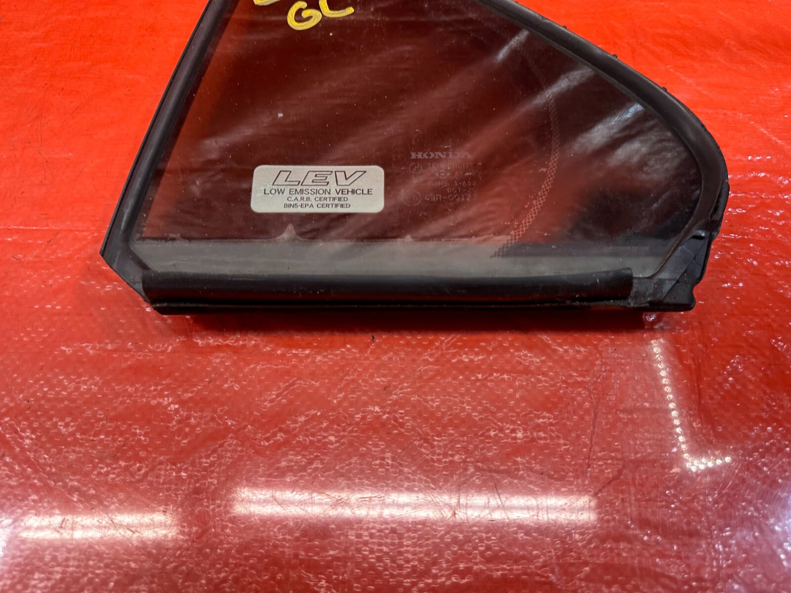 04 08 ACURA TSX   DRIVER LEFT REAR   DOOR VENT GLASS   OEM FACTORY #2054