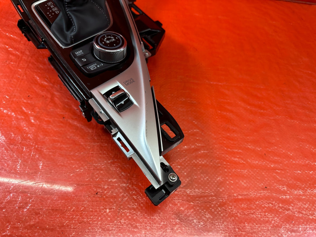 2018 18 INFINITI Q60 RED SPORT SHIFTER CONSOLE W/ NAVIGATION & CAMERA OPTION 2004
