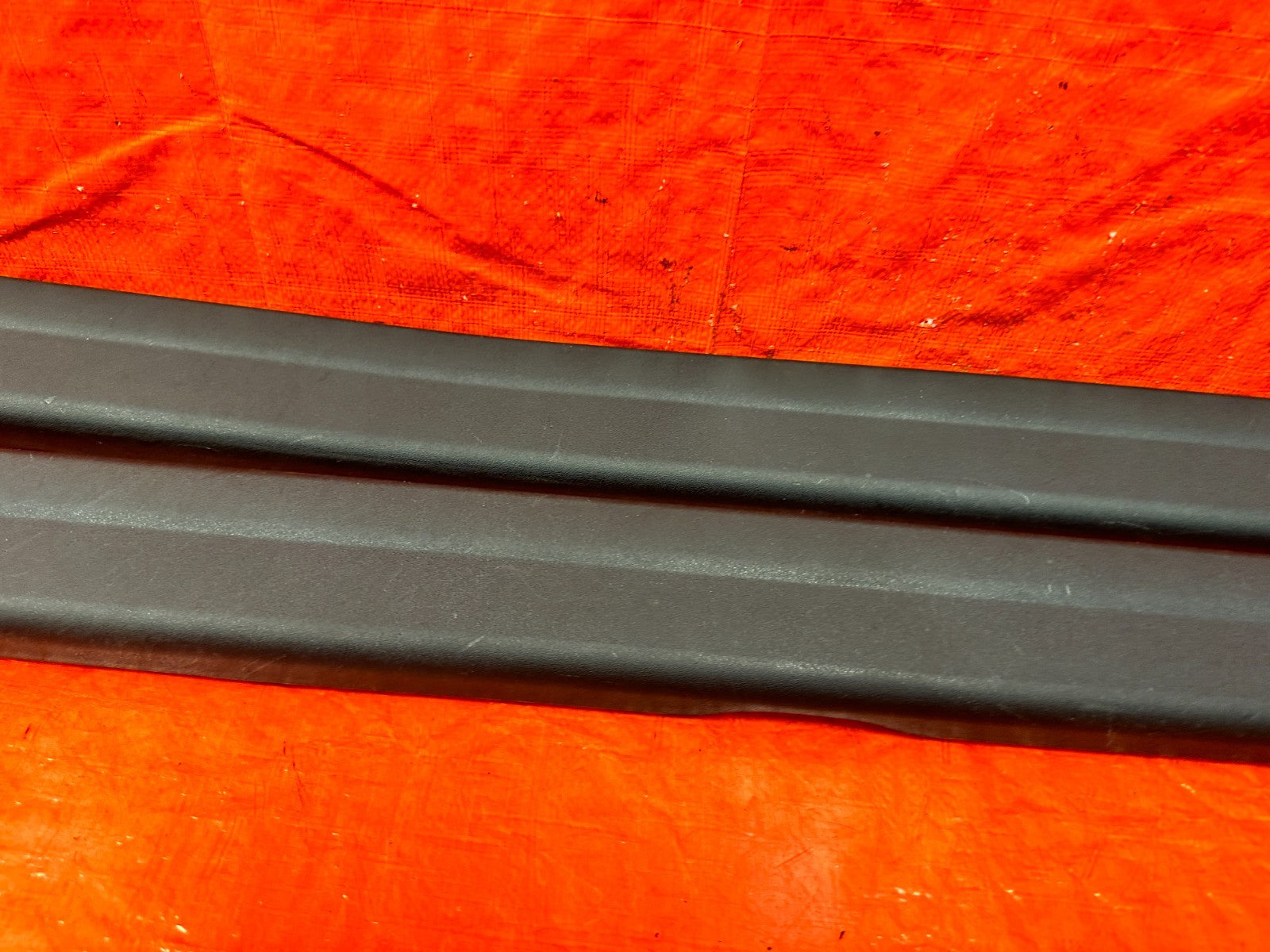 09 11 MAZDA RX8 RX 8   LEFT AND RIGHT FLOOR PILLARS SCUFF PLATE SET   OEM 3033