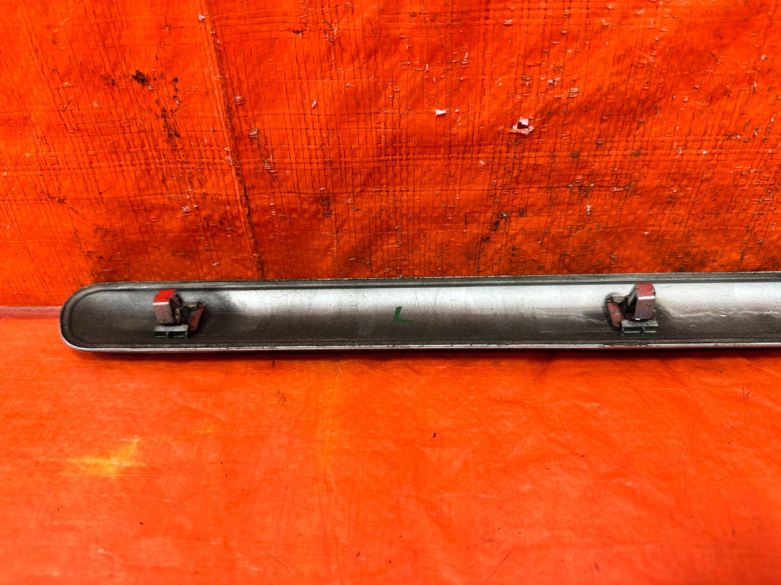 94 01 ACURA INTEGRA 2D   DRIVER LEFT LEFT QUARTER PANEL MOLDING TRIM OEM #3093