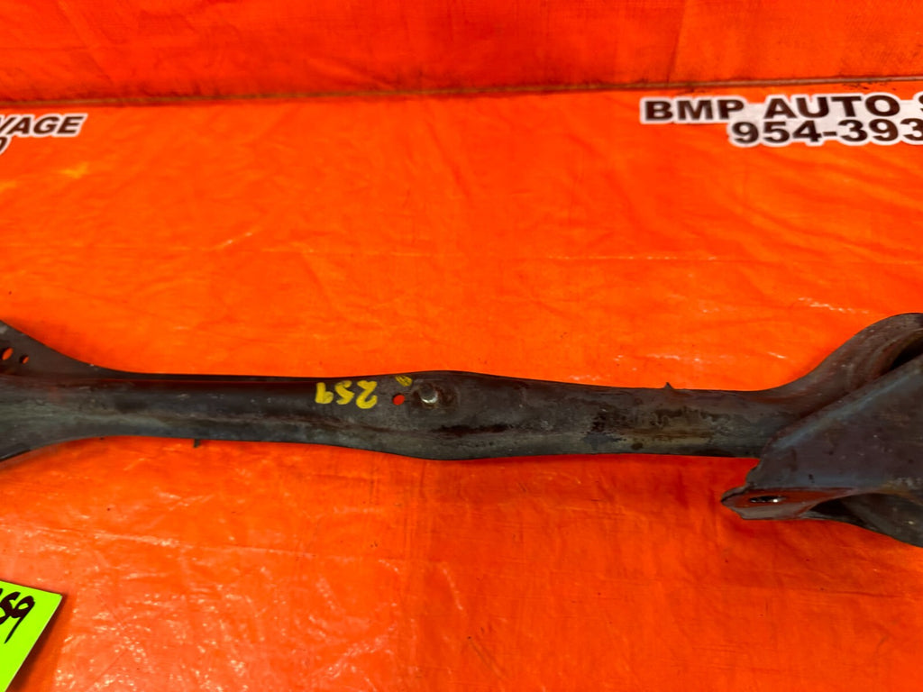 97 01 HONDA PRELUDE   DRIVER LEFT REAR TRAILING ARM    OEM #2596