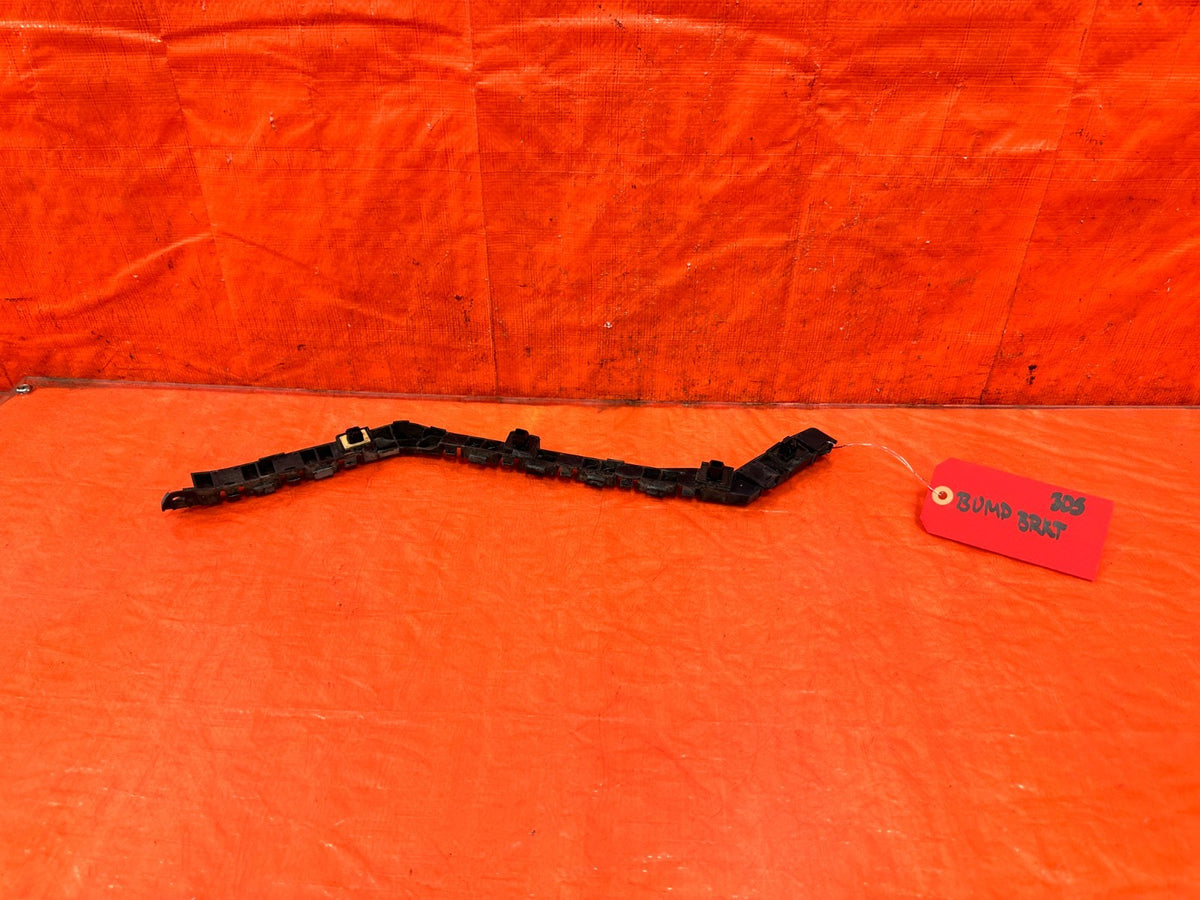 09-14 ACURA TSX - PASSENGER RIGHT REAR BUMPER RETAINER BRACKET CLIP - OEM #3050