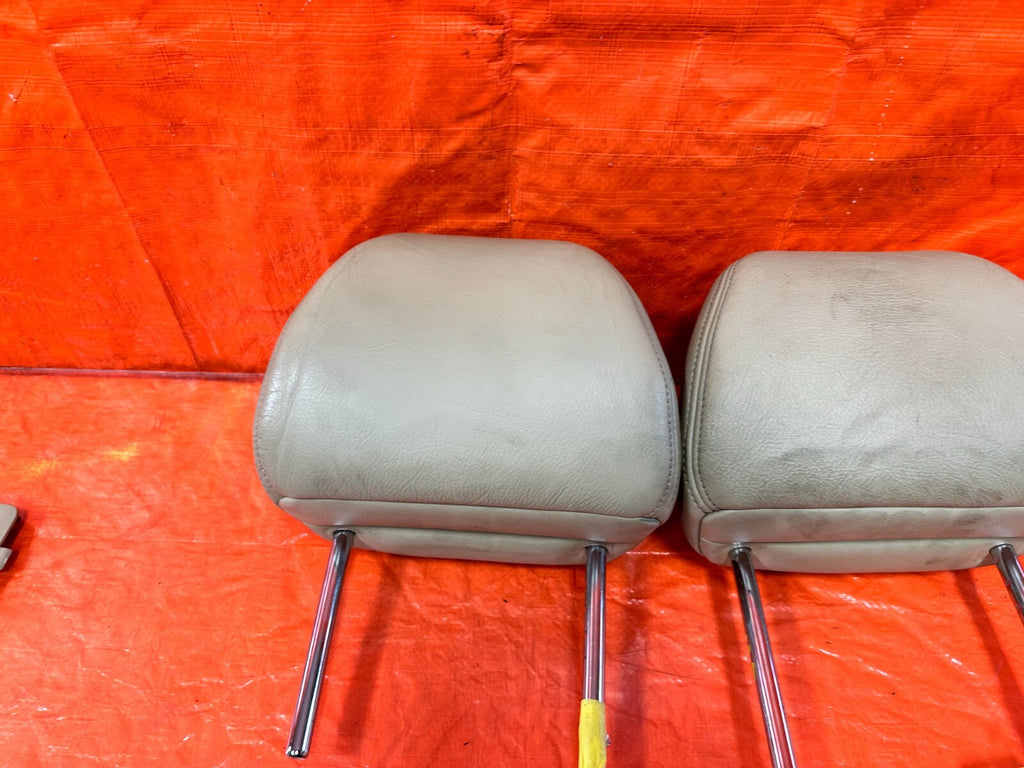 04 08 ACURA TSX   FRONT SEAT HEAD REST SET LEFT AND RIGHT TAN OEM FACTORY #2916