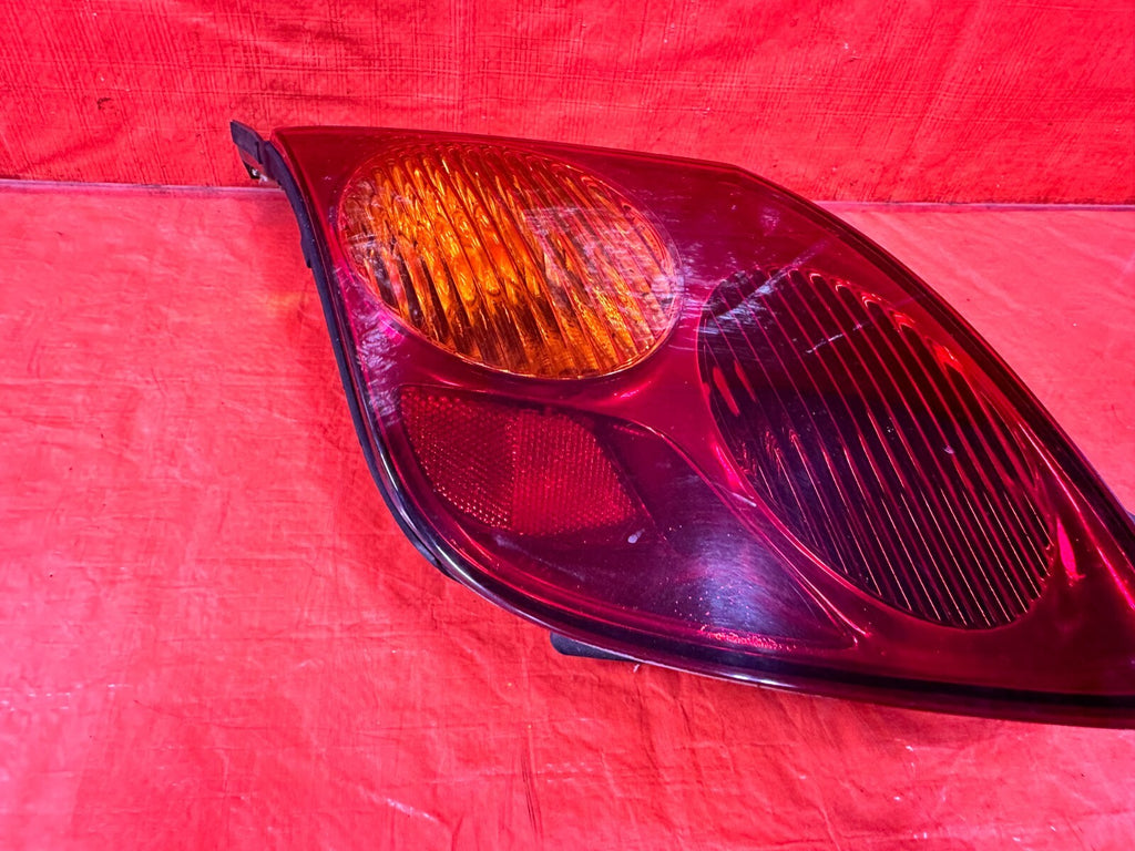 02 05 LEXUS SC430   DRIVER LEFT TAIL LIGHT TAIL LAMP   OEM FACTORY #2886