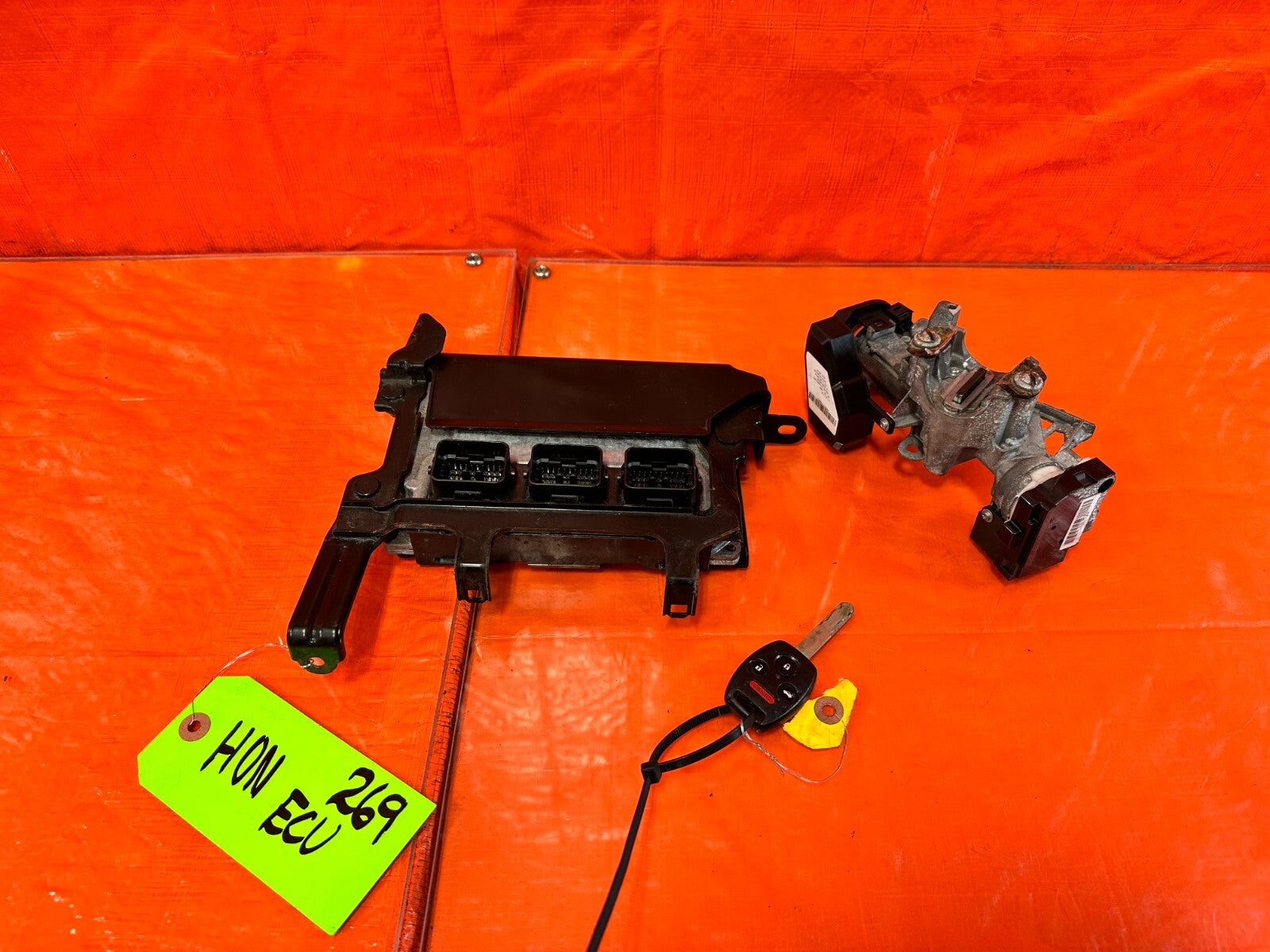 2013 13 HONDA CIVIC SI 2D COUPE K24Z7   6 SPEED MANUAL ECU   W/ IGNITION SWITCH0