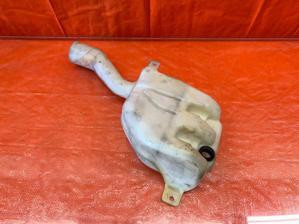 96 00 HONDA CIVIC   WINDSHIELD WIPER RESERVOIR TANK W/ MOTOR & CAP   OEM OE #1257