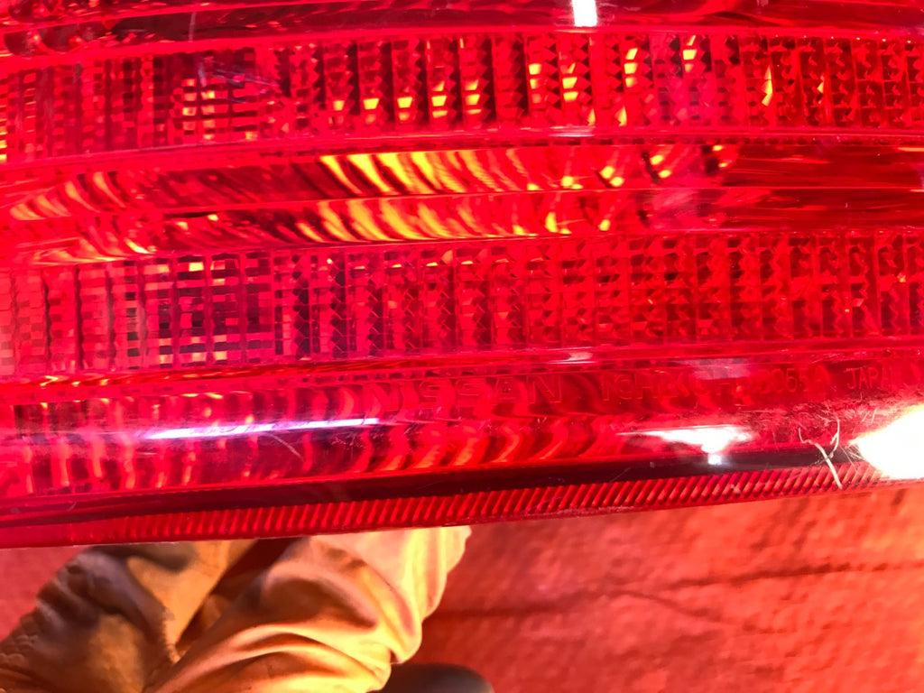 OEM 2010 2011 2012 NISSAN ROGUE DRIVER LEFT OUTER TAIL LIGHT LAMP L LH 10 11 122