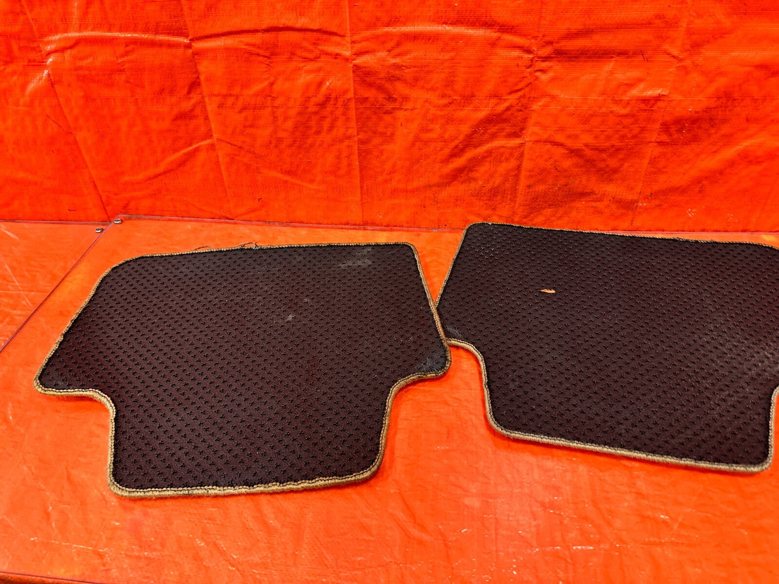 04 08 ACURA TSX   REAR FLOOR MATS   LEFT AND RIGHT REAR   TAN   OEM #2916