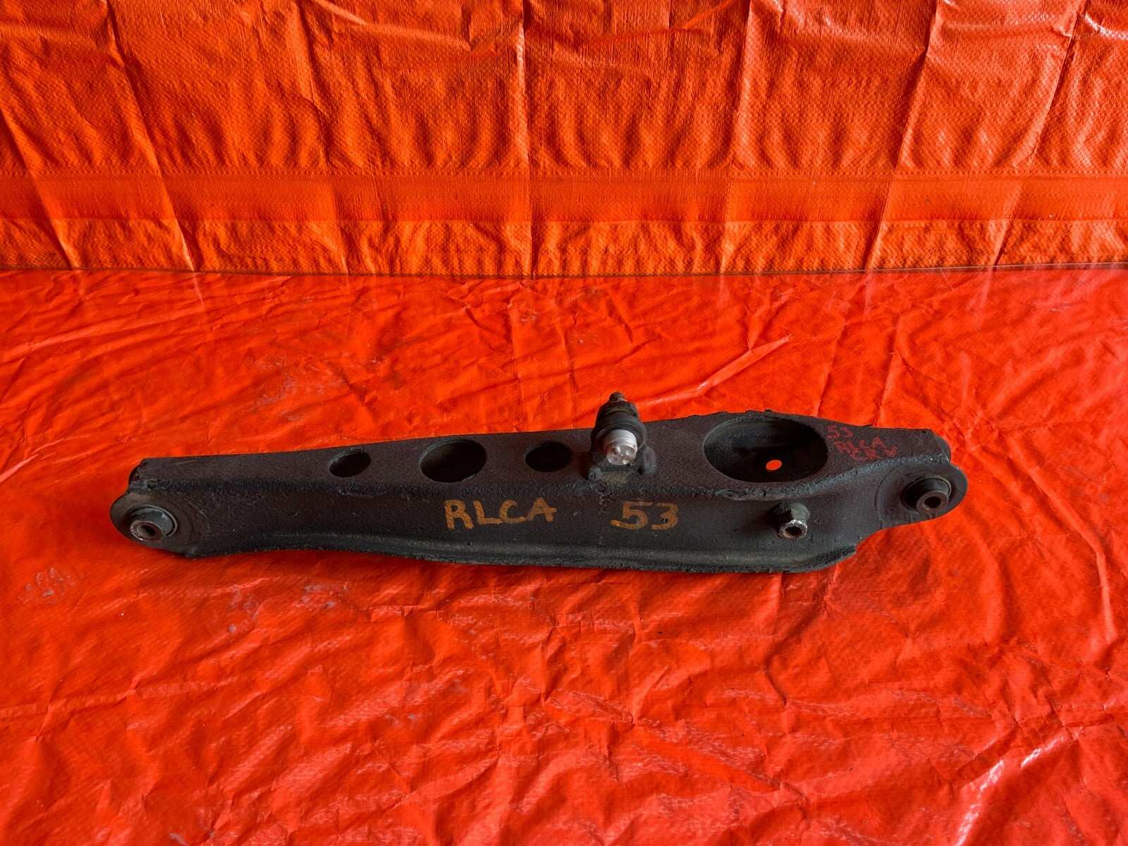 97 01 HONDA CR V CRV   REAR LOWER CONTROL ARM   PASSENGER RIGHT SIDE   OEM #530