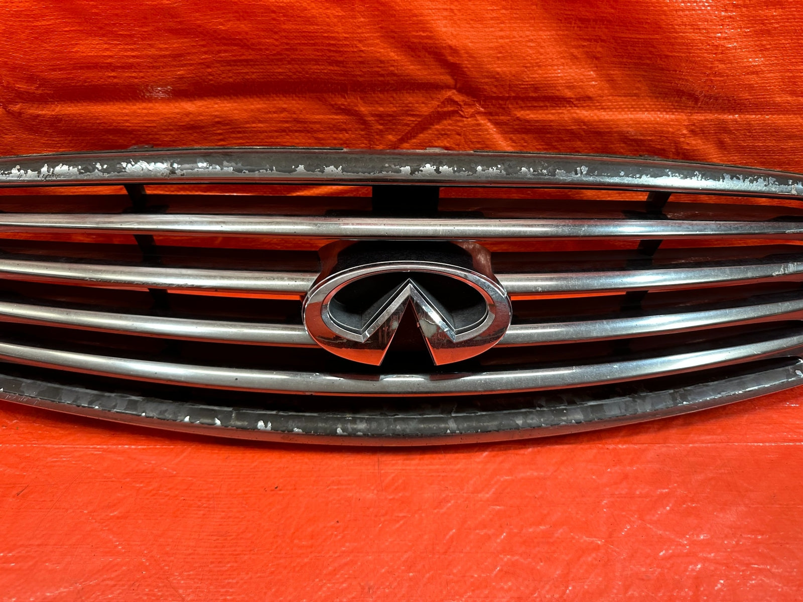 08 15 INFINITI G37 & Q60   2D COUPE   FRONT BUMPER GRILLE   OEM FACTORY #1907