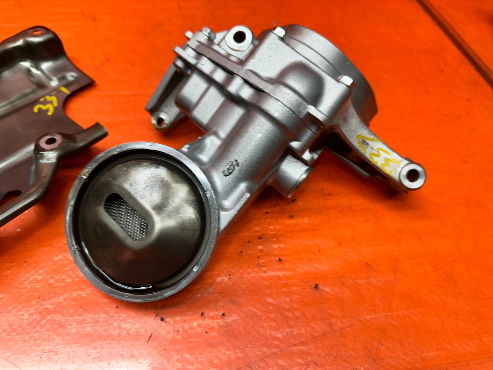 00 03 HONDA S2000 AP1 2.0L F20C ENGINE BLOCK OIL PUMP ASSEMBLY OEM #3375