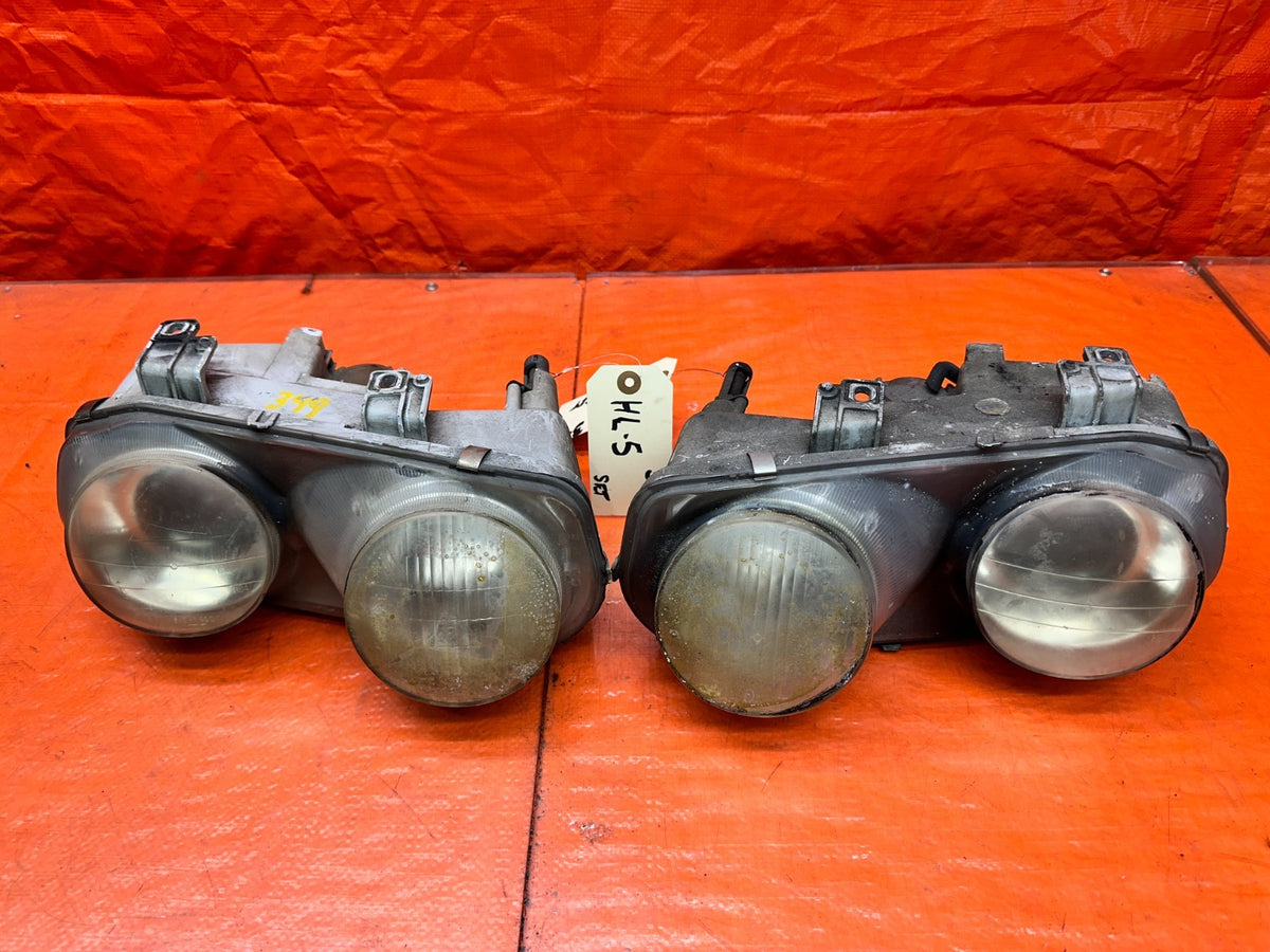 94-01 ACURA INTEGRA 2D - FRONT HEADLIGHTS PAIR DRIVER LEFT PASSENGER RIGHT OEM0