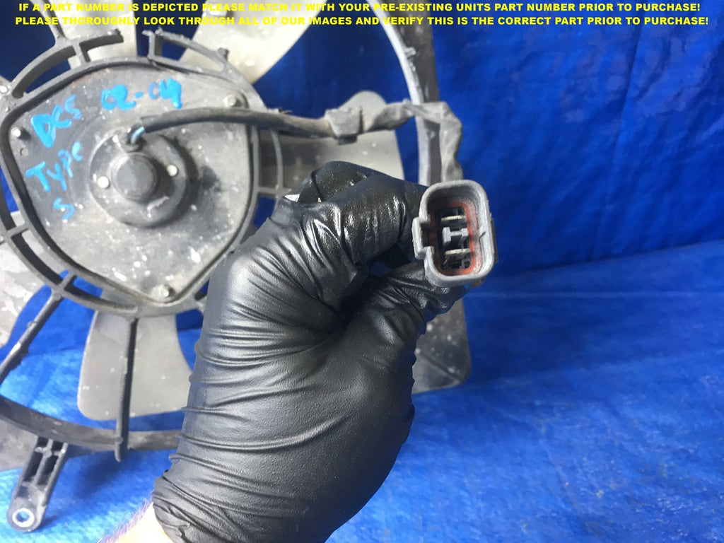 OEM 2002 2003 2004 02 03 04 ACURA RSX CONDENSER COOLING FAN1