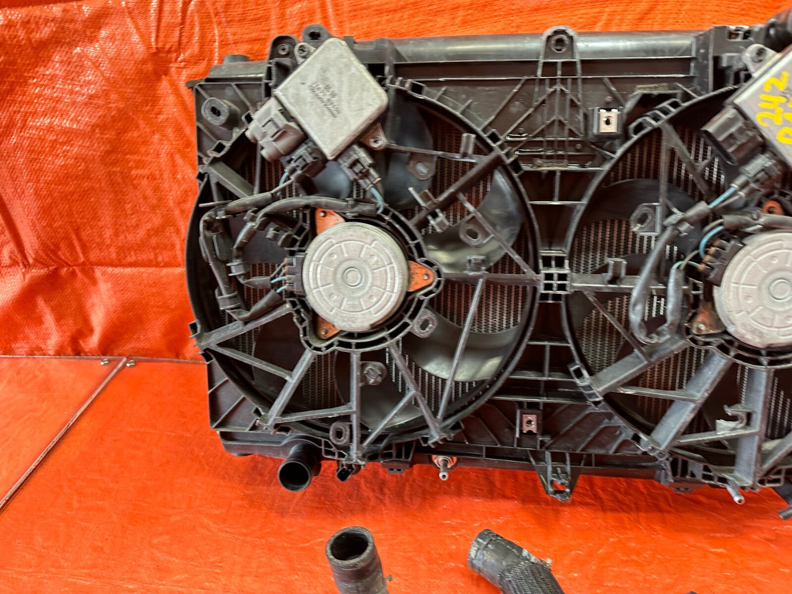 16 20 INFINITI Q50   RED SPORT 400   RADIATOR   100% COMPLETE W/ FANS   OEM #24214