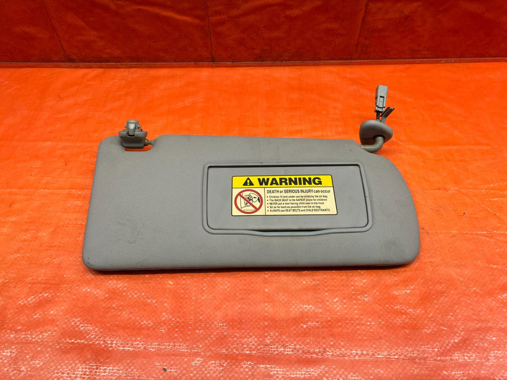 04 05 ACURA TSX   SUN VISOR   PASSENGER RIGHT SIDE   GRAY COLOR   OEM #1567