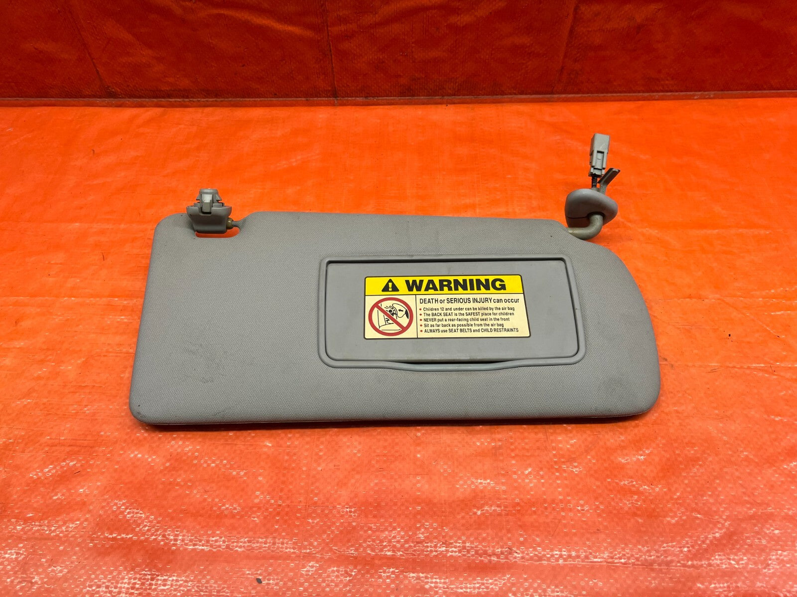 04 05 ACURA TSX   SUN VISOR   PASSENGER RIGHT SIDE   GRAY COLOR   OEM #1567