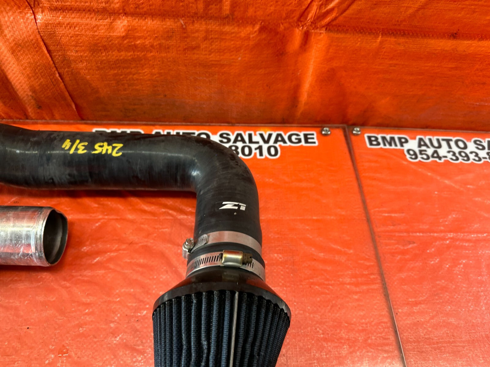 08 15 INFINITI G37 & Q60    2D COUPE   Z1 MOTOR SPORTS COLD AIR INTAKE   FLAW  9