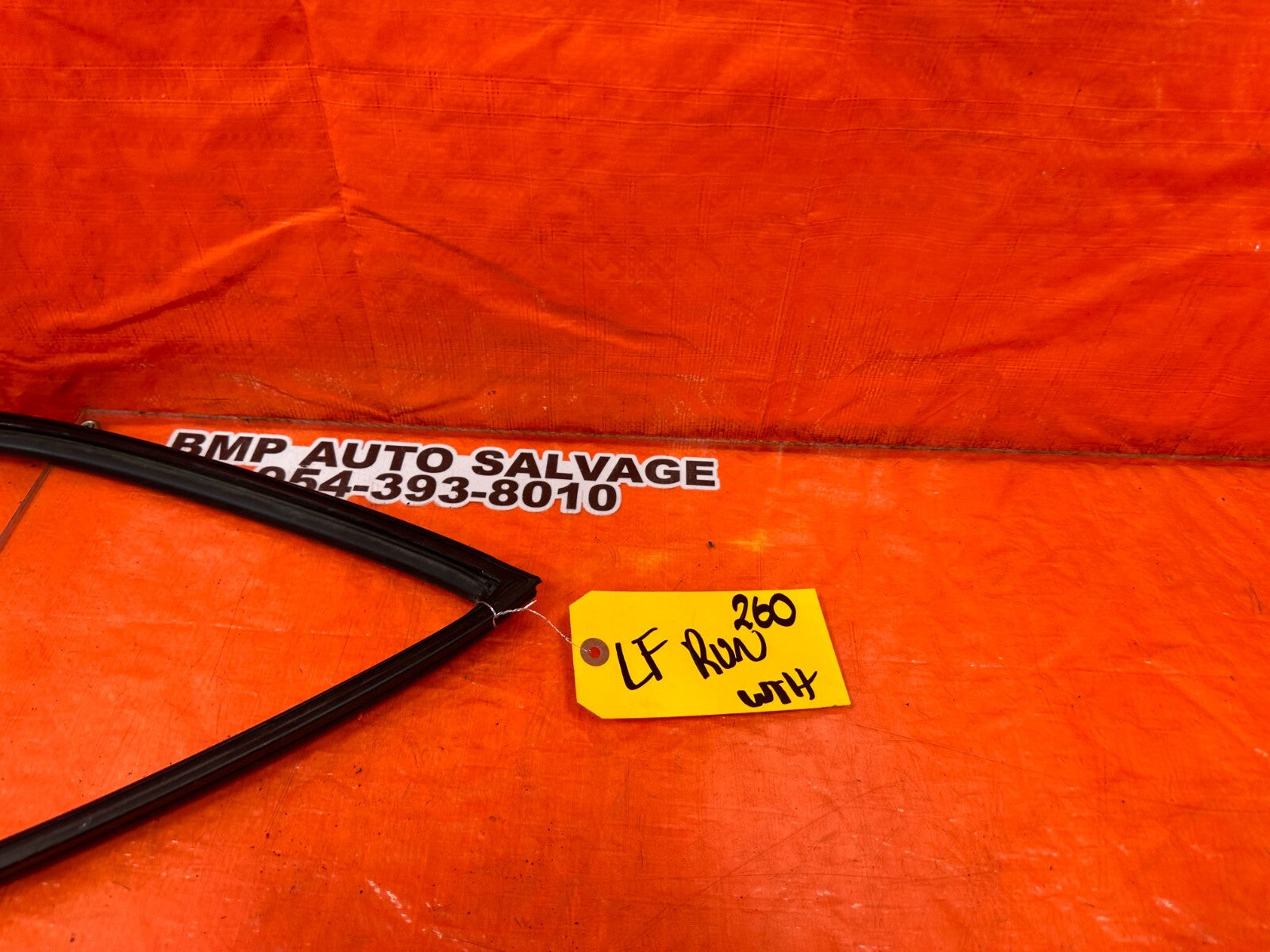 06 11 CIVIC 4D SEDAN   DRIVER LEFT FRONT WEATHER STRIP RUN CHANNEL OEM #2604