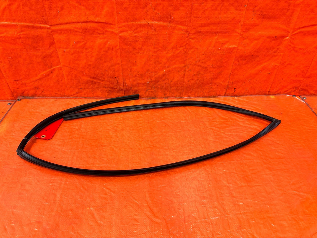 06 11 CIVIC 4D SEDAN   DRIVER LEFT FRONT WEATHER STRIP RUN CHANNEL OEM #3071