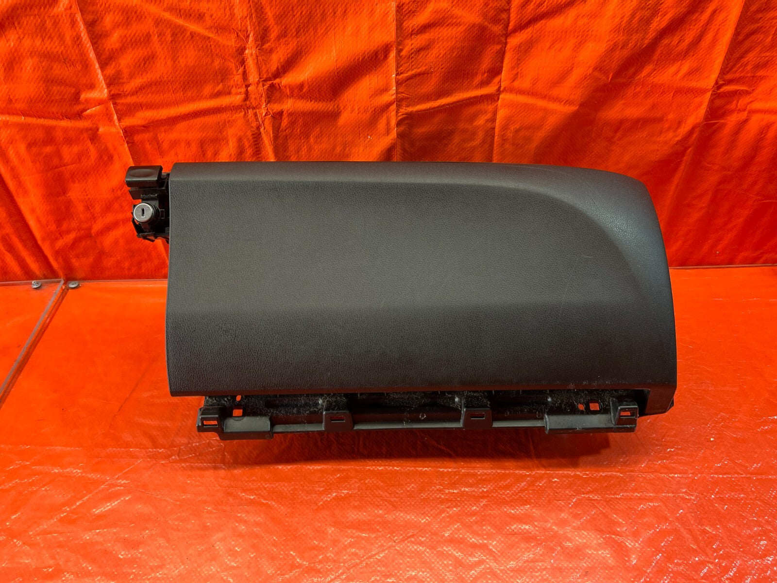 13 15 ACURA RDX   GLOVE BOX   BLACK IN COLOR   OEM #1530