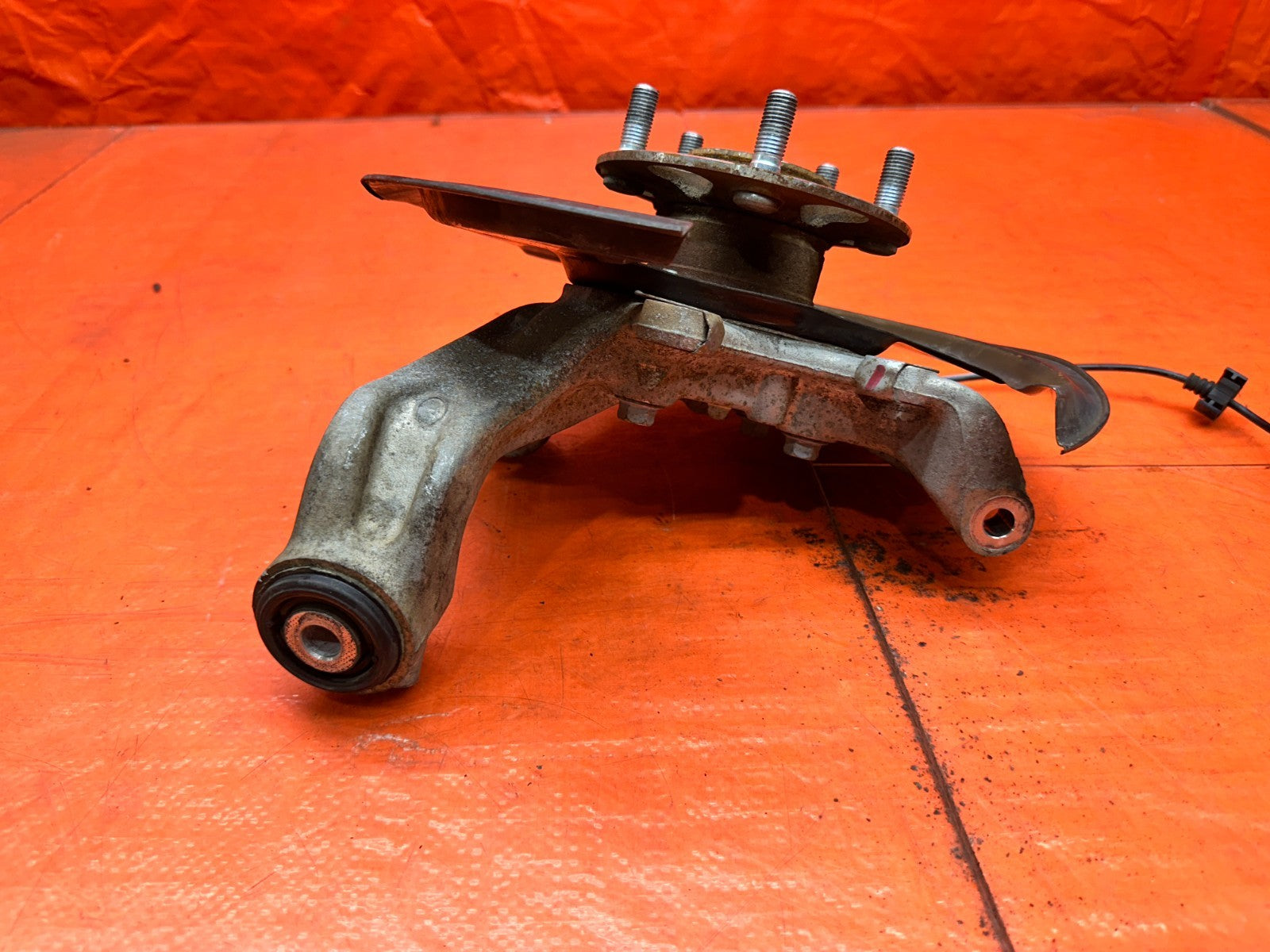 13 15 HONDA CIVIC SI 4D 2.4L LEFT DRIVER REAR SPINDLE KNUCKLE HUB OEM #3345