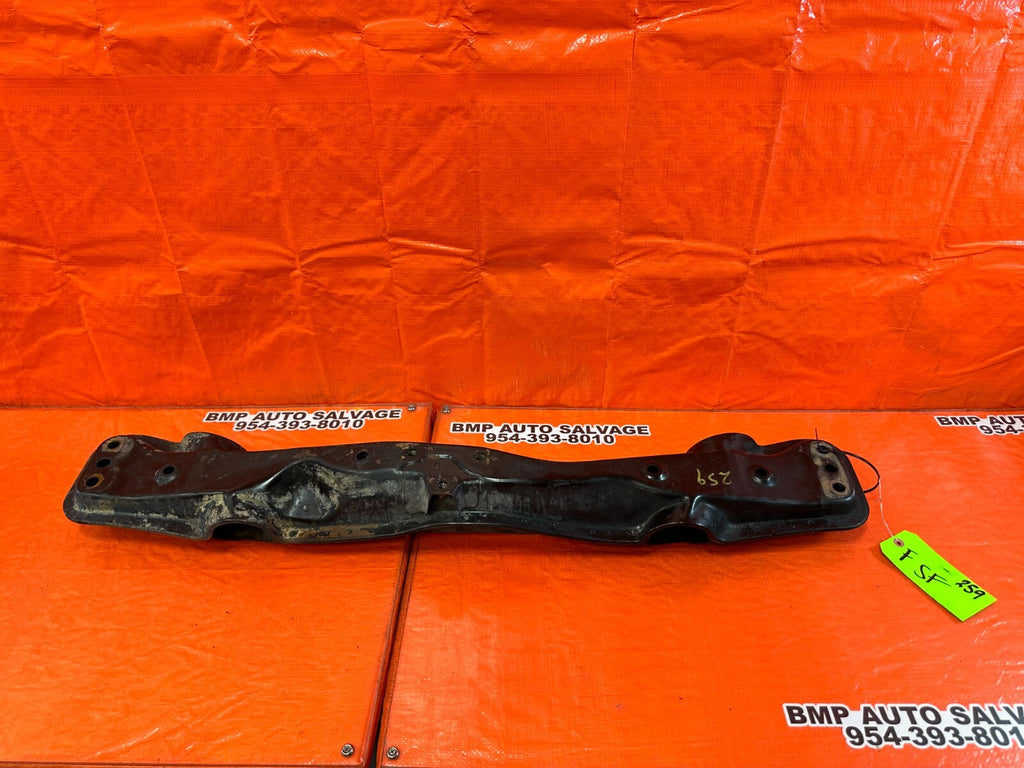 97 01 HONDA PRELUDE   SUB FRAME CROSSMEMBER W/ RODS   FRONT PORTION   OEM #2590