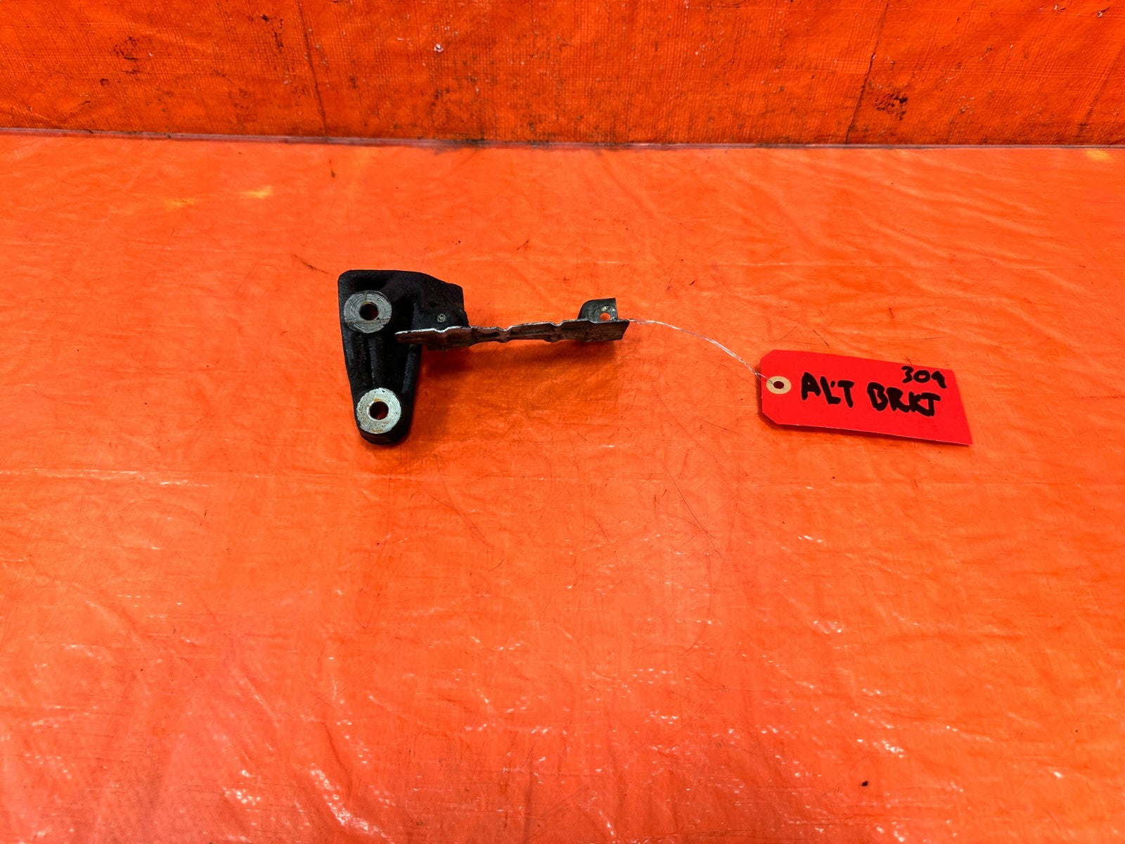 94 01 ACURA INTEGRA   NON VTEC B18B1   POWER STEERING BRACKET   OEM 3090