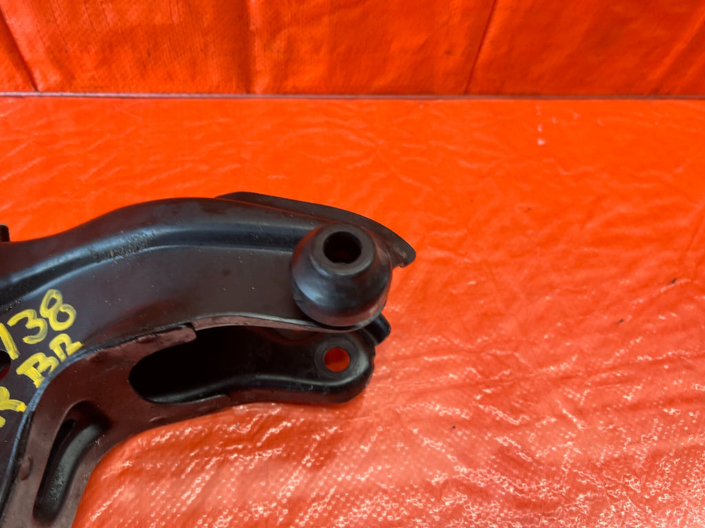 93 96 HONDA PRELUDE S & SI   AUTOMATIC MODEL   TRANSMISSION MOUNTING BRACKET 1387