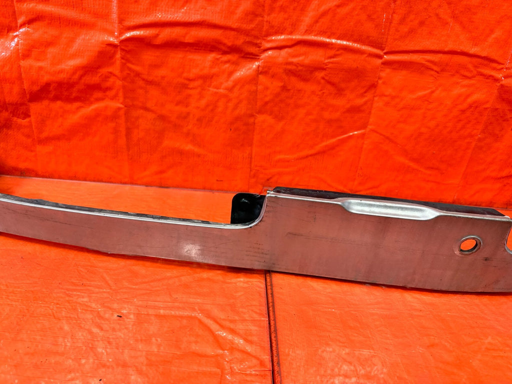 94 01 ACURA INTEGRA REAR BUMPER TAIL LIGHT LAMP GATE TRIM UPPER SKIRT PANEL #2537