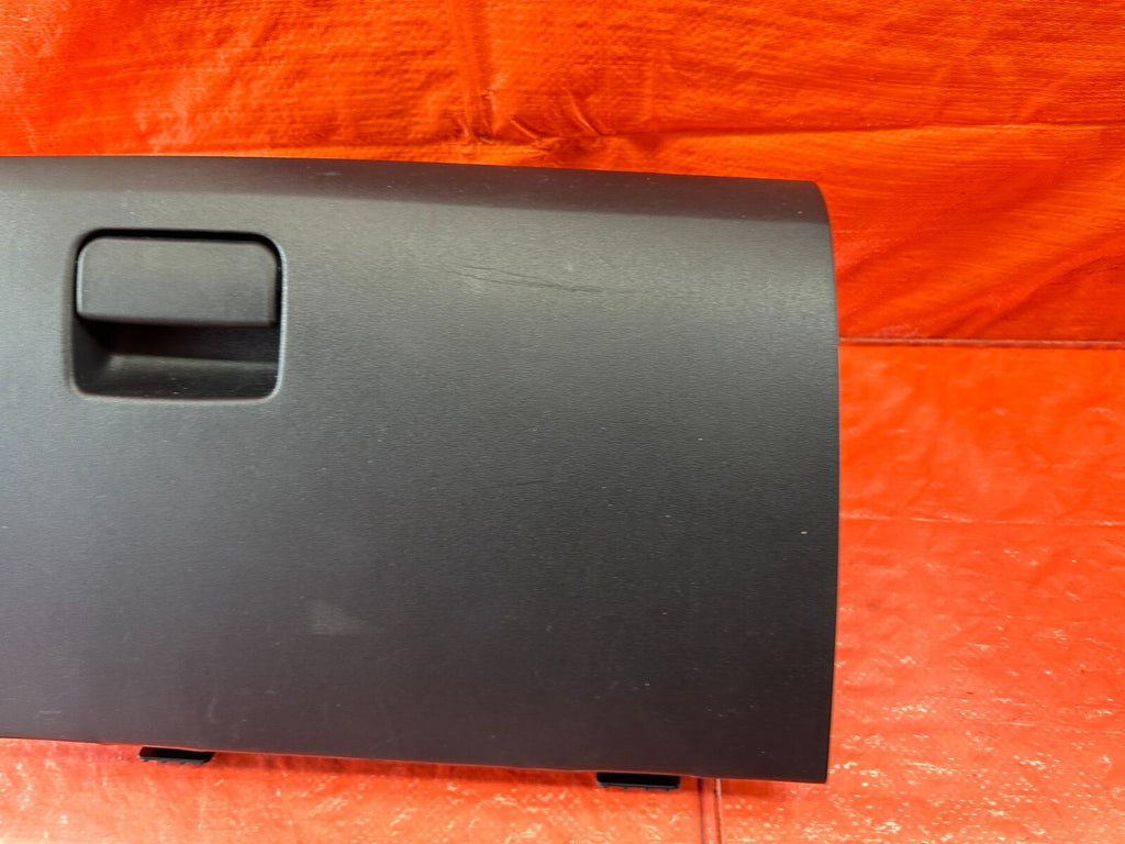 11 15 LANCER EVOLUTION X 10   GLOVE BOX   LEATHER INTERIOR MODELS   OEM #2064