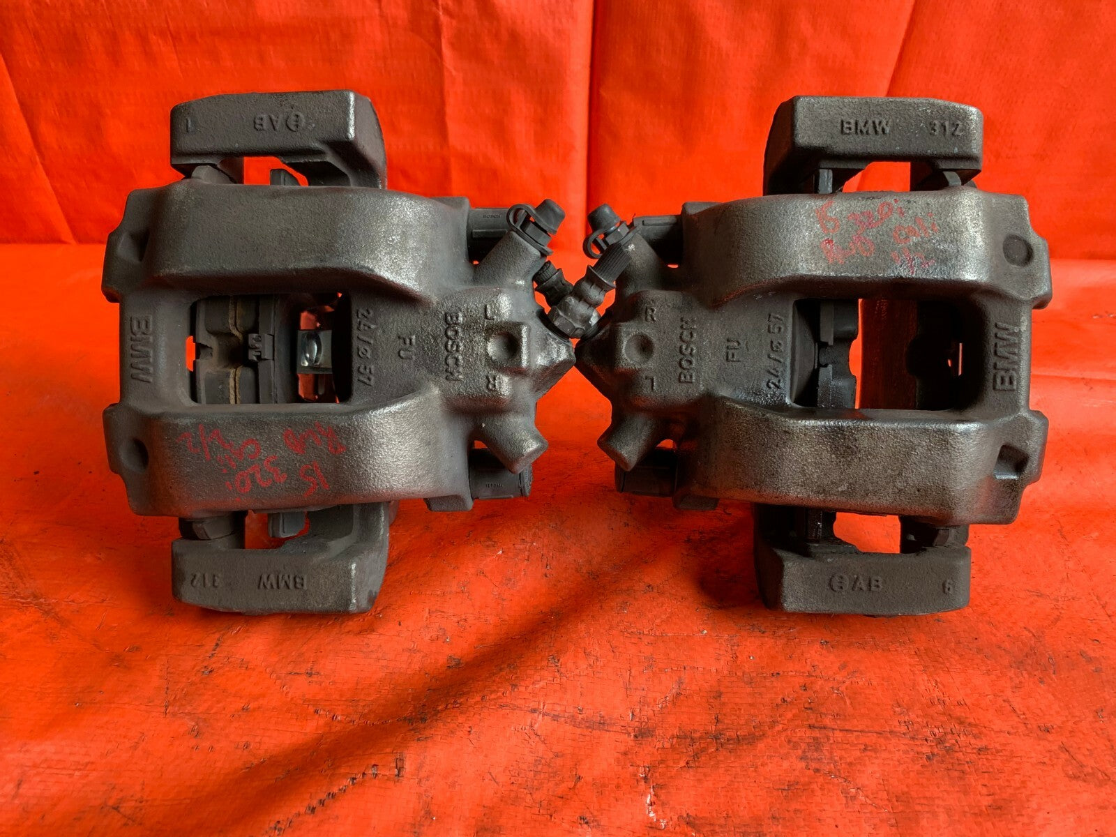 OEM 2015 BMW 320i RWD   FRONT BRAKE CALIPER SET   LEFT RIGHT CALIPERS 0