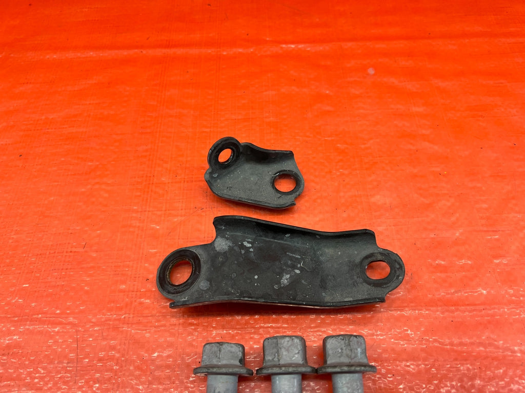 18 21 HONDA ACCORD EX EXL SPORT 1.5L STEERING RACK MOUNTING BOLTS HARDWARE #1846