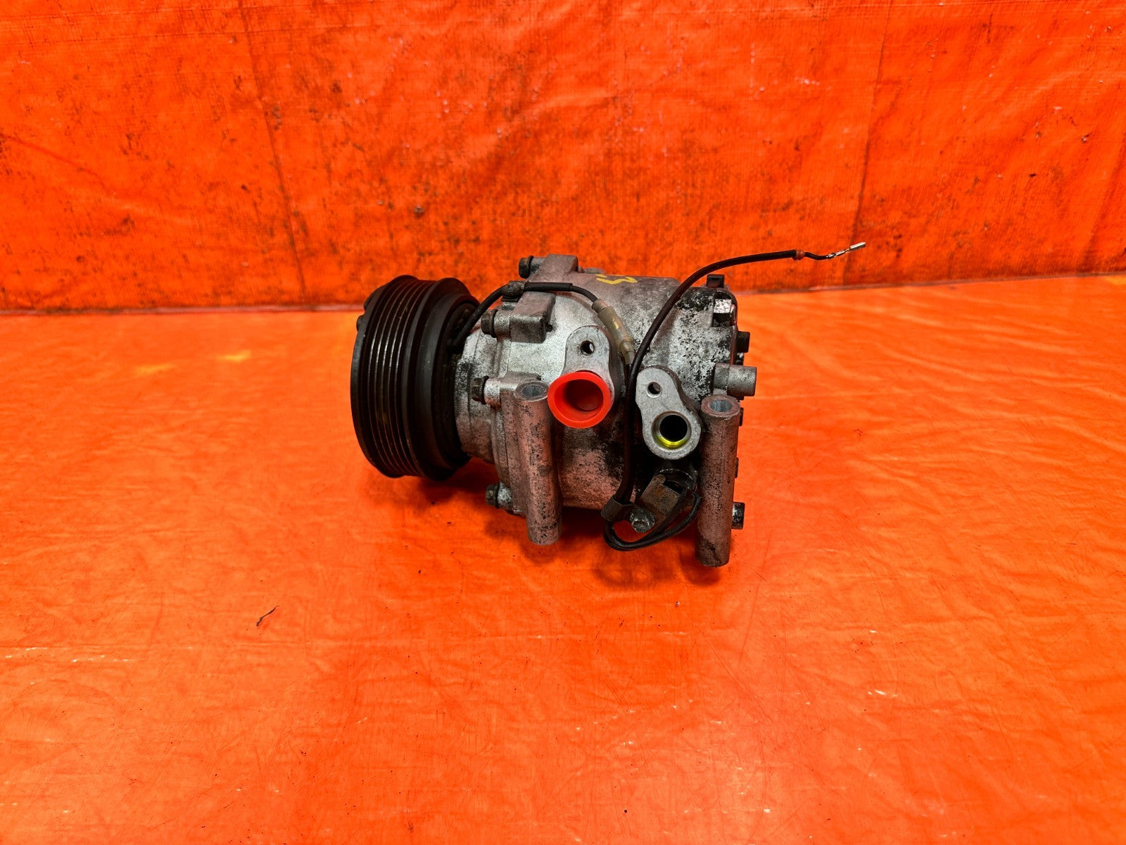 97 01 HONDA PRELUDE   HVAC AIR CONDITIONING AC COMPRESSOR   OEM FACTORY 3233