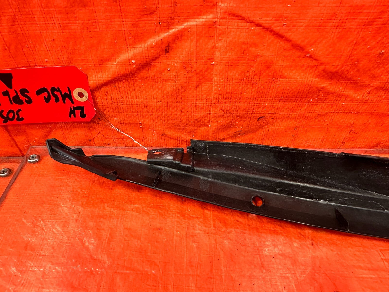 09 14 ACURA TSX   PASSENGER RIGHT UPPER FENDER ENGINE BAY TRIM PLATIC   OEM #3055